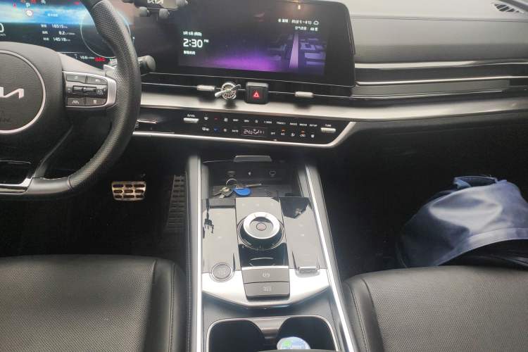 Used Kia Sportage (Chinese Domestic Model) 2023 2.0T Two-Wheel Drive Flagship Edition