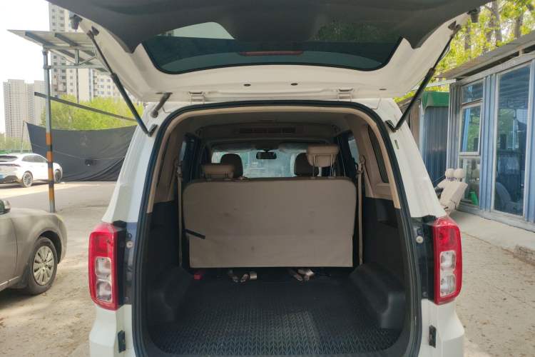 Used Wuling Hongguang 2021 1.5L Facelifted S Comfort Version with Electric Power Steering LAR
