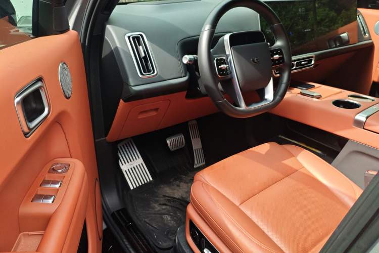 Used Li Auto L9 2022 Max model
