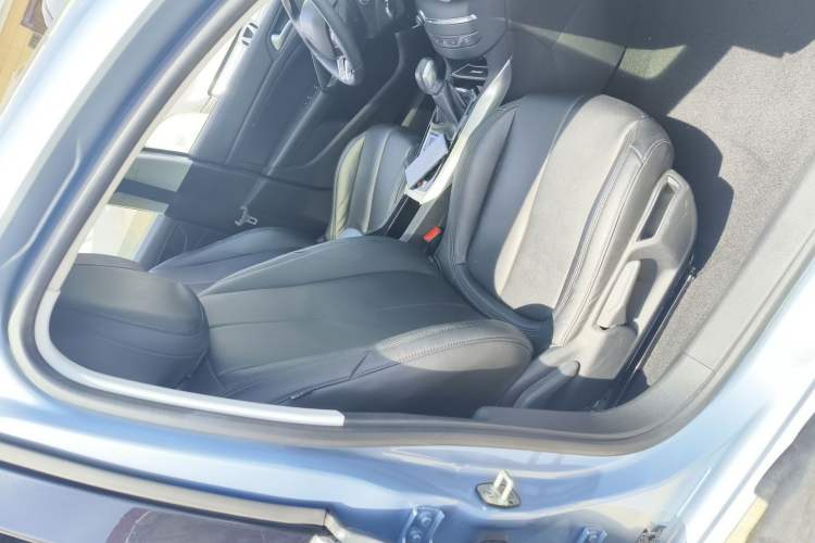 Used Peugeot 308S 2015 1.6T Automatic Jingchi Edition
