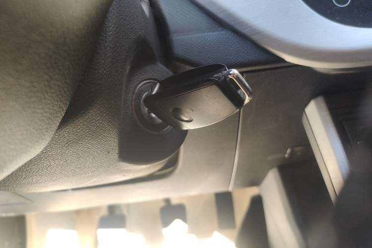 Used Geely Auto Vision 2019 Upgraded Model 1.5L Manual Luxury Version China VI Standard