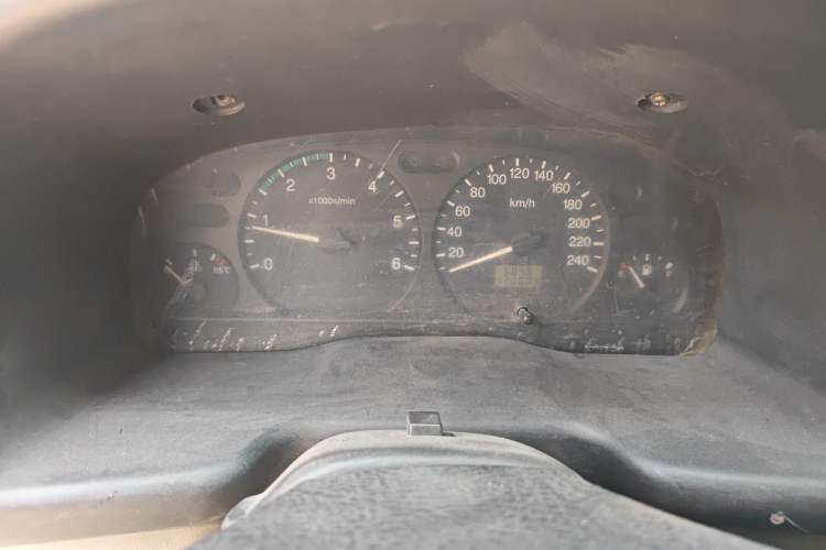 Used Ford Classic Transit 2013 2.8T Diesel Ice White Logistics Vehicle Long Wheelbase Mid-Roof Design – JX493ZLQ4
