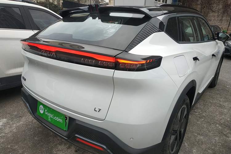 Used Dongfeng Aeolus L7 New Energy 2025 205 Ultra-Long Range Deluxe Edition