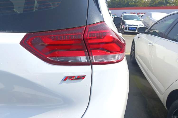 Used Chevrolet Trax 2022 Encore RS 1.5T CVT Cool Exterior 3