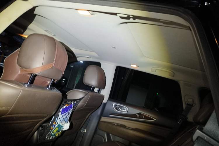 Used Infiniti QX60 2014 2.5 S/C Hybrid Two-Wheel Drive Excellence Edition