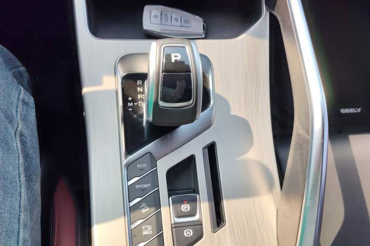 Used Geely Auto Coolray 2019 Sport Model 260T DCT Battle China V Standard