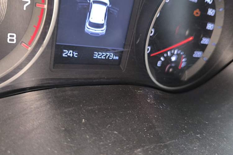 Used Kia kx1 Stonic 2019 1.4L Automatic Fun Edition China V Standard Odometer Close Up