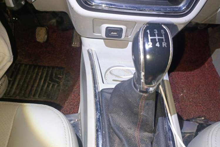 Used Jinbei New Hiace X30L 2016 1.5L Wealth Edition Van DLCG14 Gear Lever