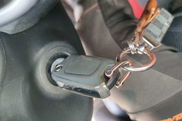 Used Kia K2 2015 Sedan 1.4L MT GLS
