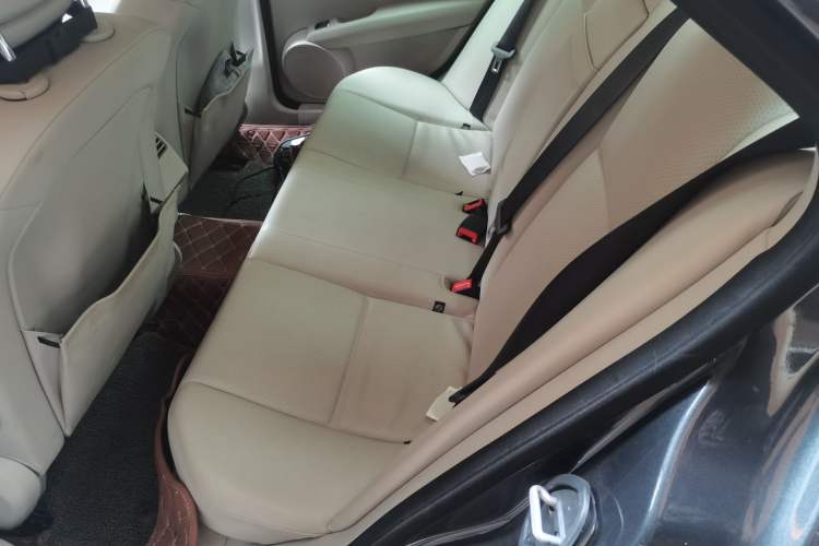 Used Mercedes-Benz C-Class 2013 C 180 Classic Grand Edition