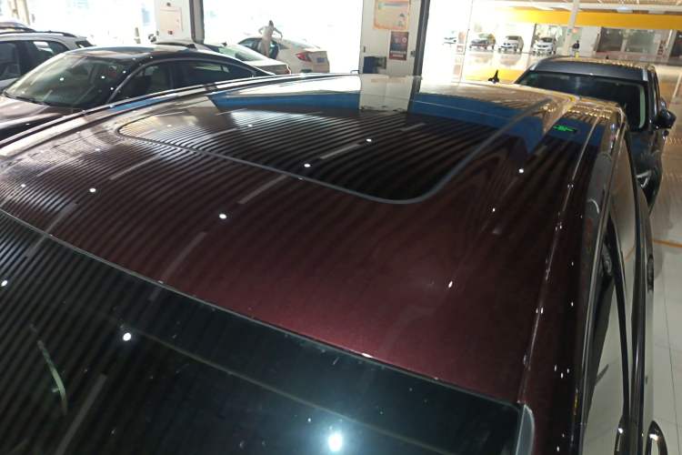 Used Volkswagen Viloran 2020 330TSI Business Edition Roof