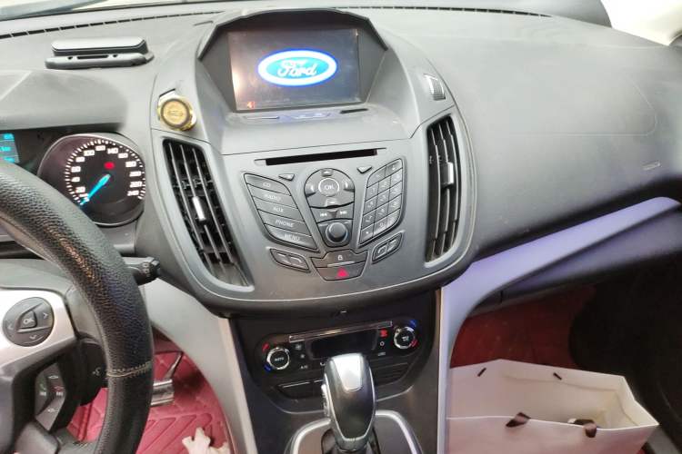 Used Ford Kuga 2013 1.6L GTDi Two-Wheel-Drive Trend Model
