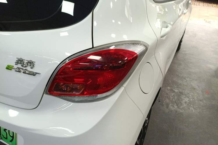 Used CHANGAN Benni E-Star 2021 National Edition Xinyi Edition Lithium Iron Phosphate (31.95 kWh)
