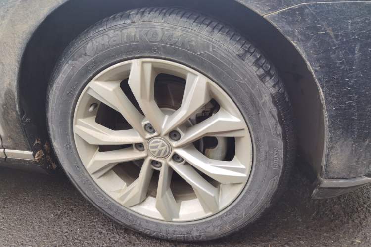 Used Volkswagen Magotan 2019 330TSI DSG Luxury Version China VI Standard
