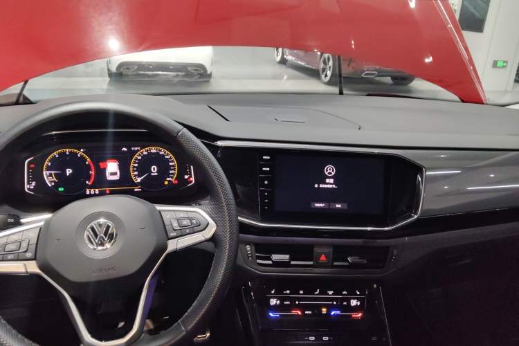 Used Volkswagen Tayron X 2020 330TSI Two-Wheel Drive Luxury Smart Connectivity Version