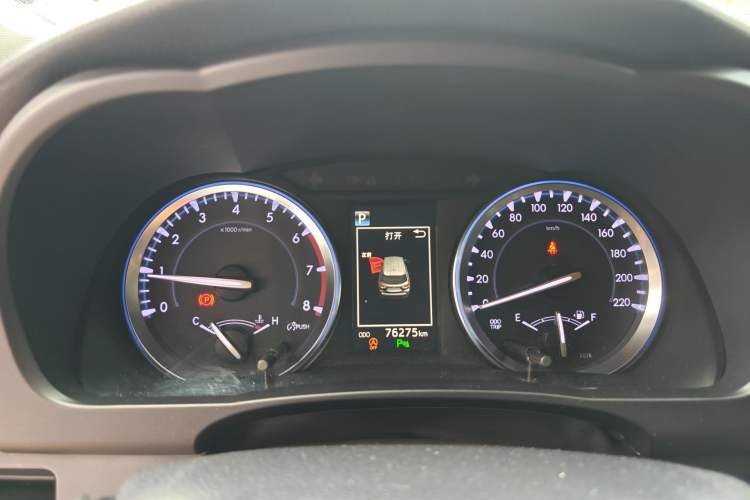 Used Toyota Highlander 2018 2.0T Four-Wheel Drive Luxury Edition 7 Seats China V Emission Standard
