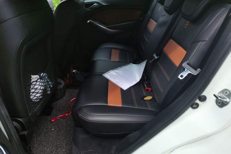 Used BYD Yuan 2016 1.5L Manual Luxury Model
