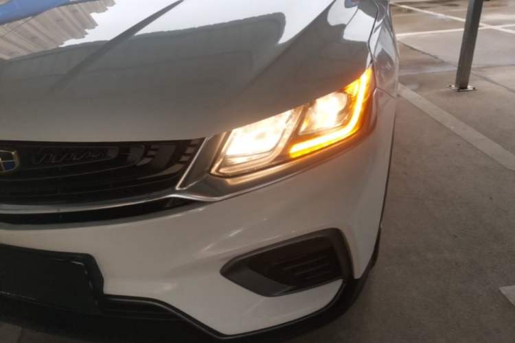 Used Geely Auto Coolray 2019 260T DCT Explorer China V Standard
