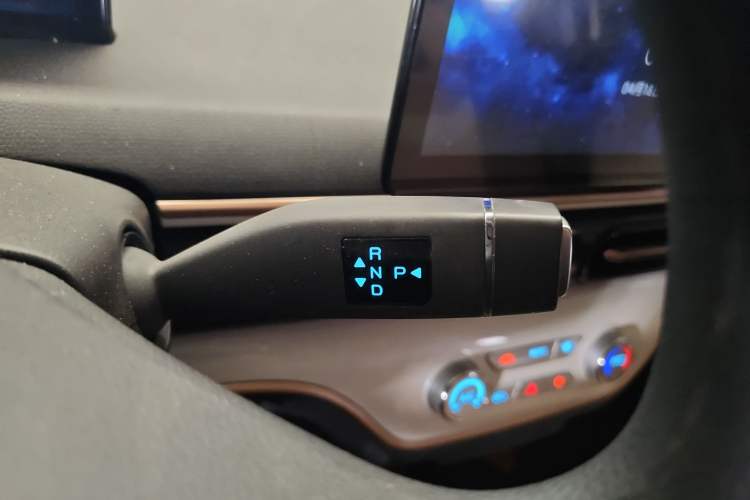 Used Chery QQ Domi 2025 Model 305km Comfort Edition
