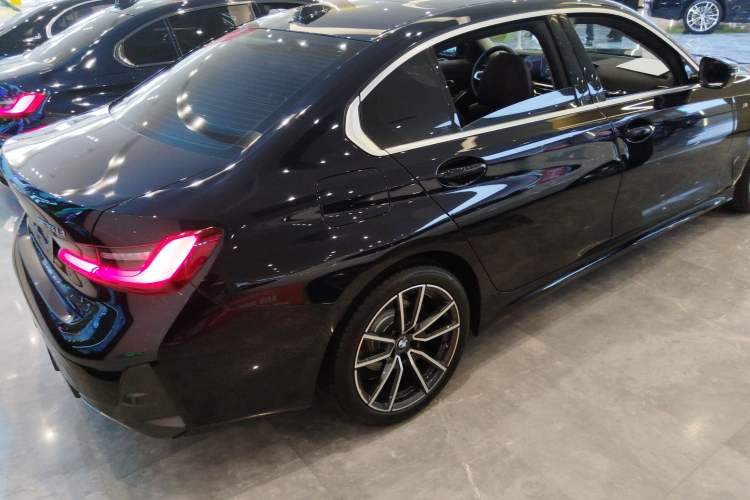 Used BMW 3 Series 2023 325Li M Sport Package
