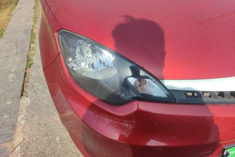 Used MG 3 2016 1.3L AMT Comfort Edition Right Front Headlight