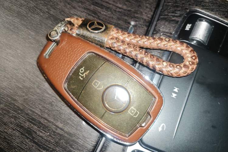 Used Mercedes-Benz GLC 2021 GLC 260 L 4MATIC Dynamic Edition Vehicle Key