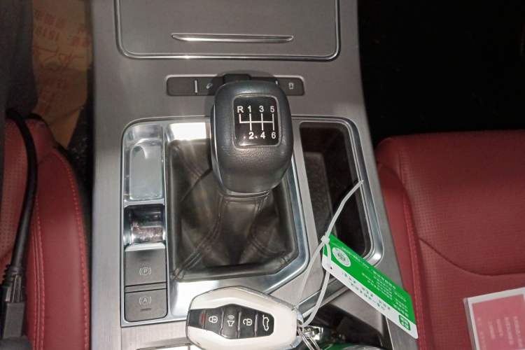 Used JETOUR X70 PLUS 2023 1.5T Manual Self-Reliant 7-Seater