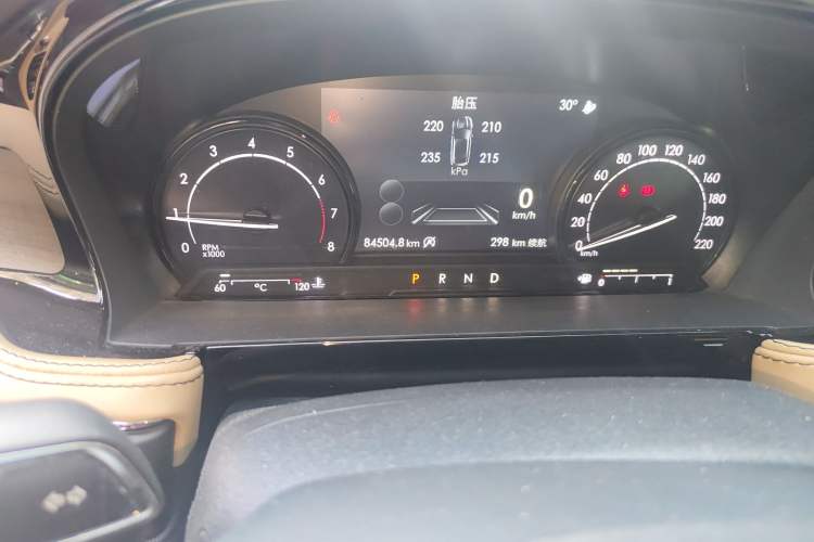 Used Lincoln Corsair 2021 2.0T Two-Wheel-Drive Luxury Edition