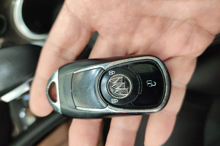 Used Buick Envision 2019 20T Two-Wheel Drive Leading Version China V Standard Interior 1