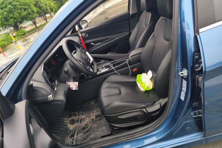 Used Hyundai Elantra 2022 1.5L CVT GLX Elite Edition Left Front Seat