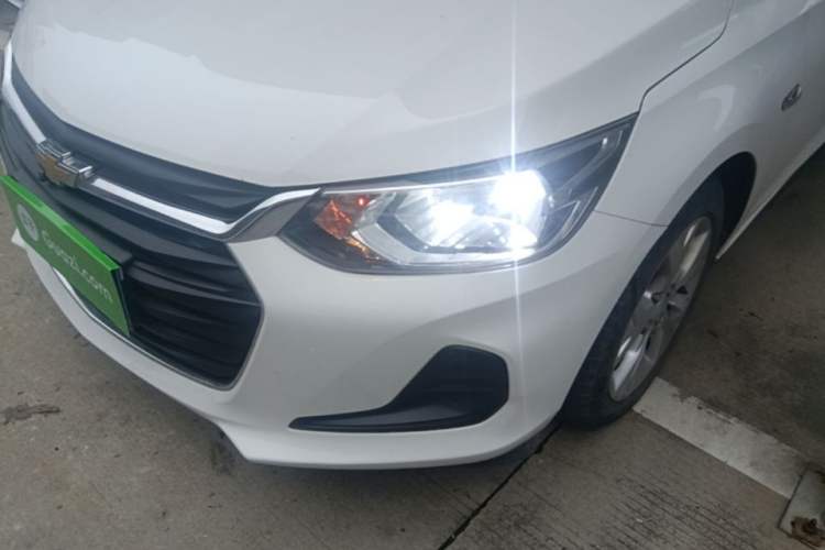 Used Chevrolet Cavalier 2020 325T Automatic Enjoyment Edition Left Front Headlight