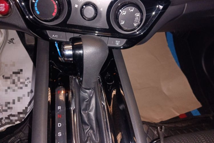 Used Honda Vezel 2017 1.8L CVT Front-Wheel Drive Pioneer Edition Gear Lever