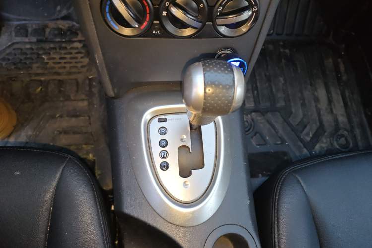 Used Nissan Qashqai 2015 2.0 XL Coolfire CVT 2WD
