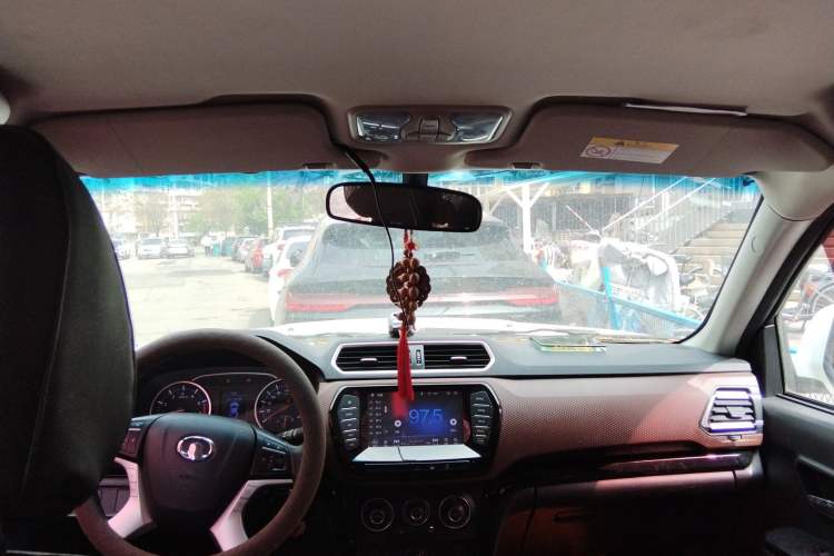 Used Great Wall Wingle 6 2017 2.4L Gasoline Two-Wheel Drive Elite Version 4G69