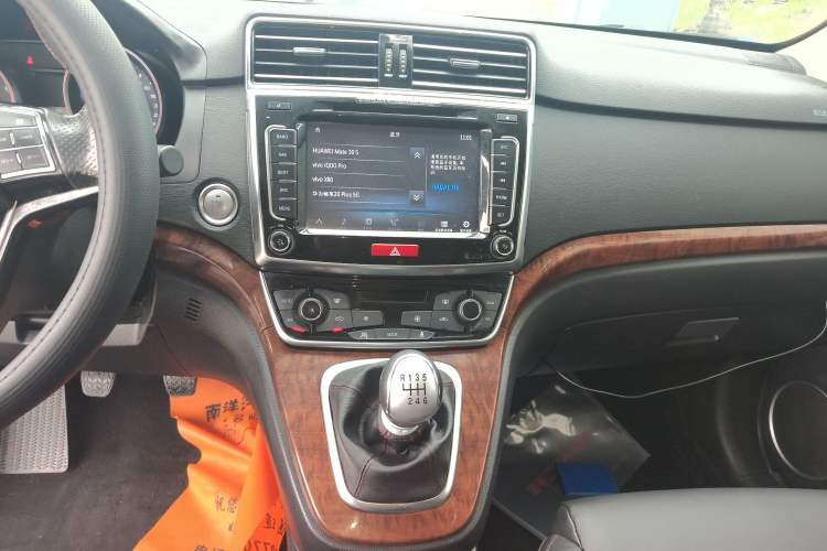 Used Haval H6 2015 Revised Version Sport Edition 1.5T Manual 4x4 Elite Trim
