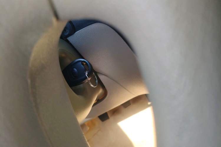 Used Chery QQ3 2012 Fashion Edition 1.0L Manual Champion Version
