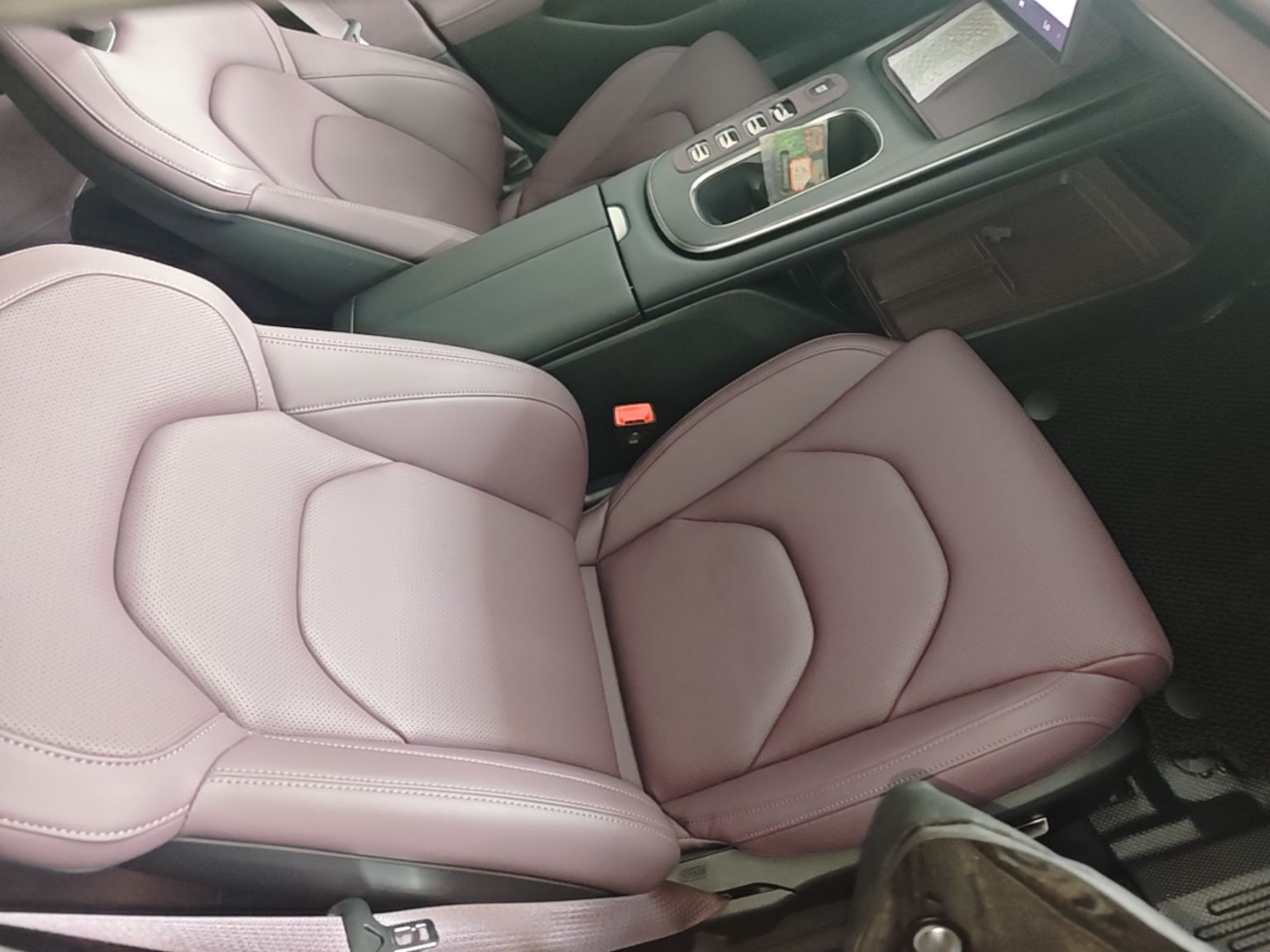 Xiaomi Auto SU7 2024 Four-Wheel Drive Ultra-Long Range Advanced Intelligent Driving Max Edition — снимка 19