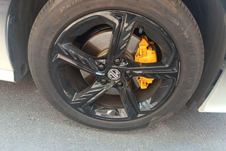 Used MG 5 Scorpio 2022 1.5T Trophy Sport Luxurious Edition