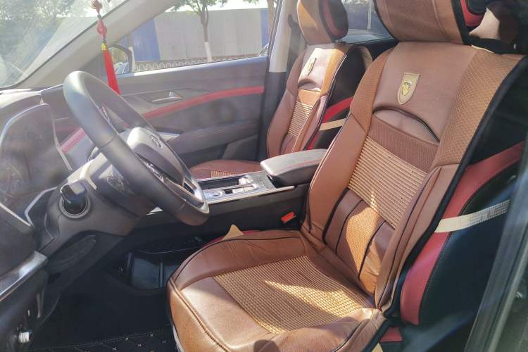 Used SOL X8 2021 300T DCT Leading Smart Connectivity Version 7 Seats