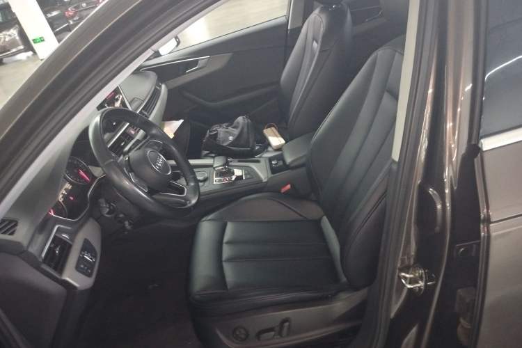 Used Audi A4L 2017 40 TFSI Ambition Edition Left Front Seat