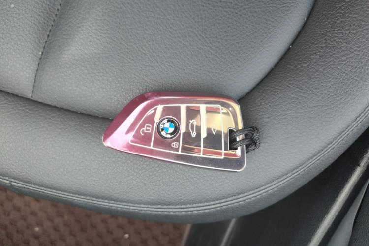 Used BMW X1 2016 sDrive18Li Premium Edition
