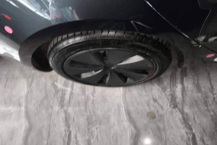 Used Tesla Model 3 2025 Rear-Wheel-Drive Version
