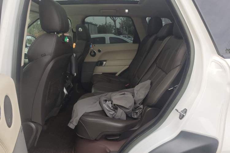 Used Land Rover Range Sport 
