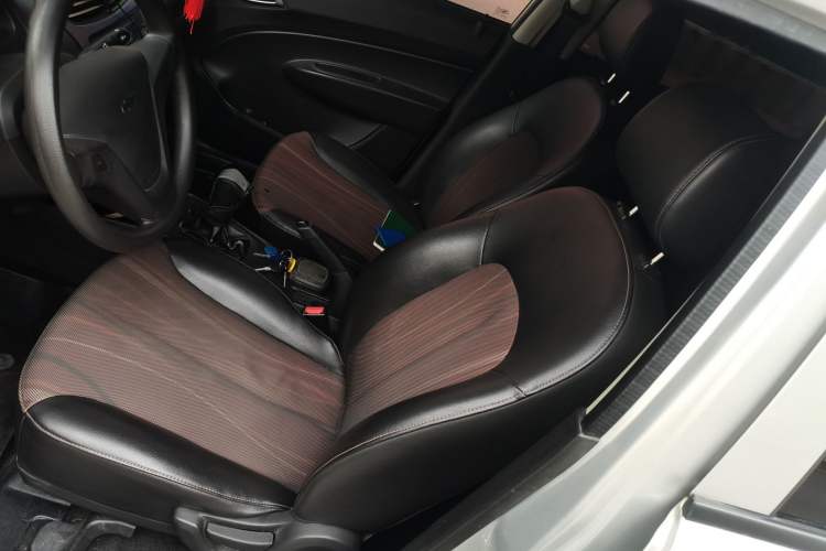 Used Chevrolet Sail 2013 Sedan 1.4L Manual Ideal Happiness Edition Left Front Seat