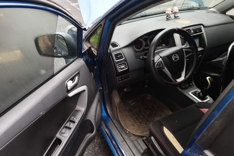 Used Suzuki Liana A6 2015 Hatchback 1.4L Manual Happiness Edition
