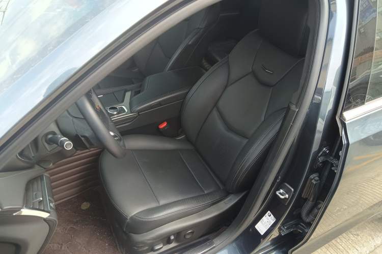 Used Cadillac CT5 2022 28T Luxury Version (Standard Edition) Left Front Seat