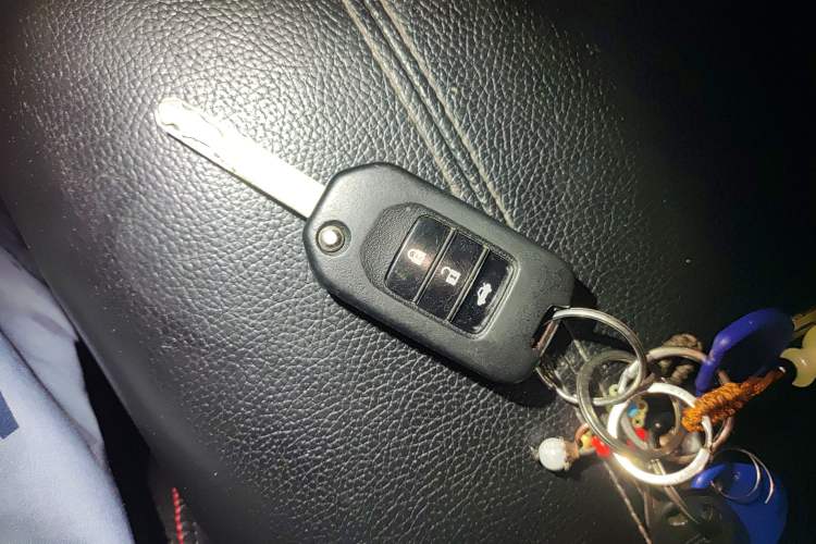 Used Honda Accord 2014 2.0L LX Comfort Edition Vehicle Key