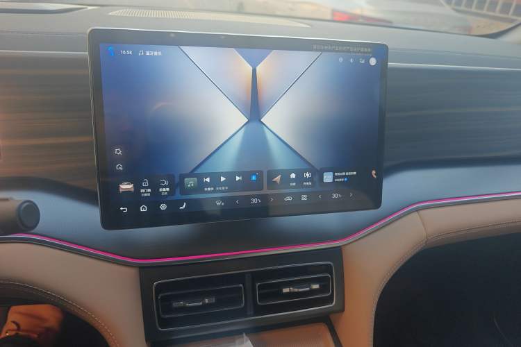 Used BYD Song L DM-i 2024 112 km Beyond Edition