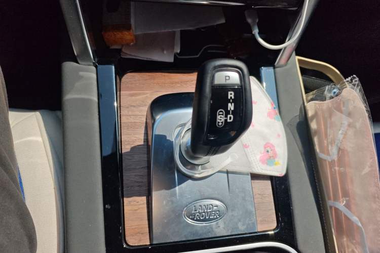 Used Land Rover Discovery Sport 2020 249 PS R-Dynamic Performance Edition
