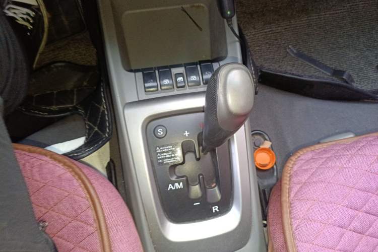 Used Chevrolet Sail 2011 Sedan 1.4L AMT Happiness Edition